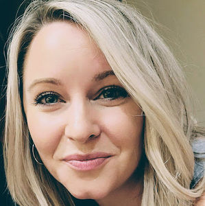 Meet your Posher, Crissa